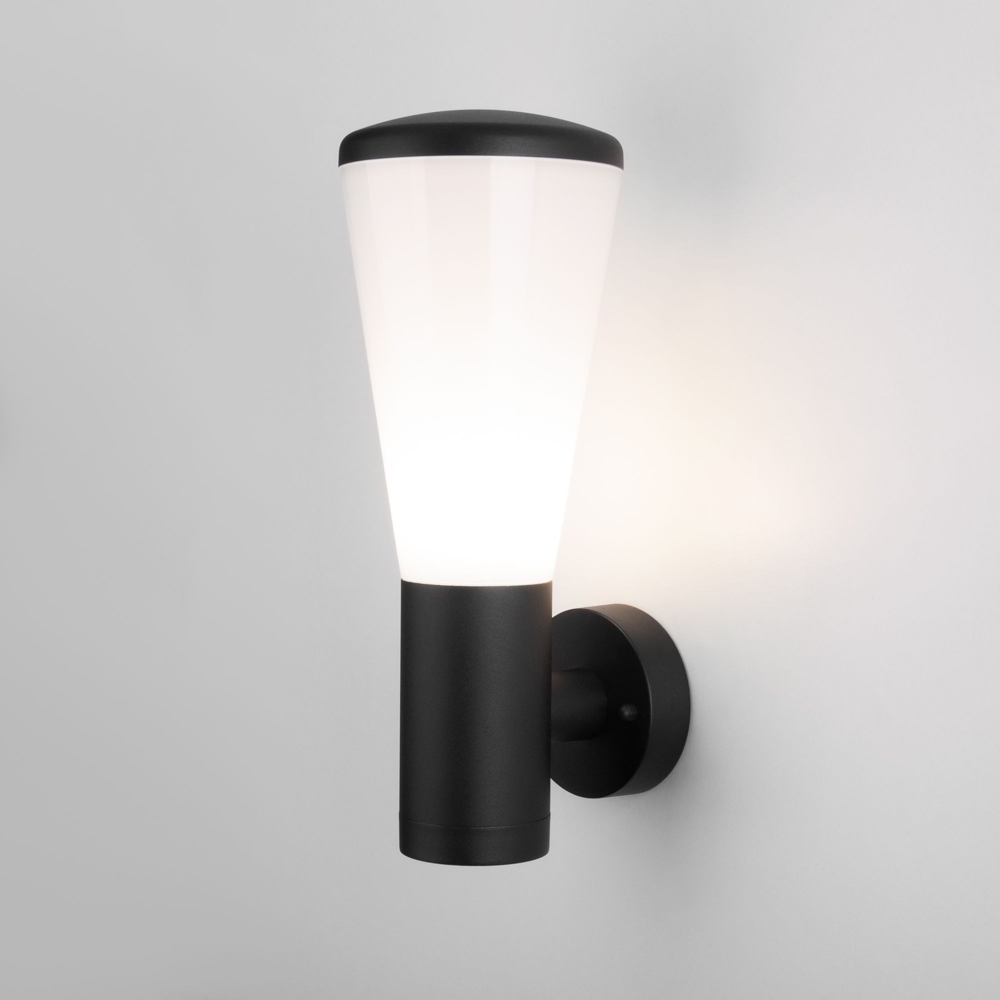 Настенный уличный светильник IP54 чёрный 1416 TECHNO 1416 TECHNO