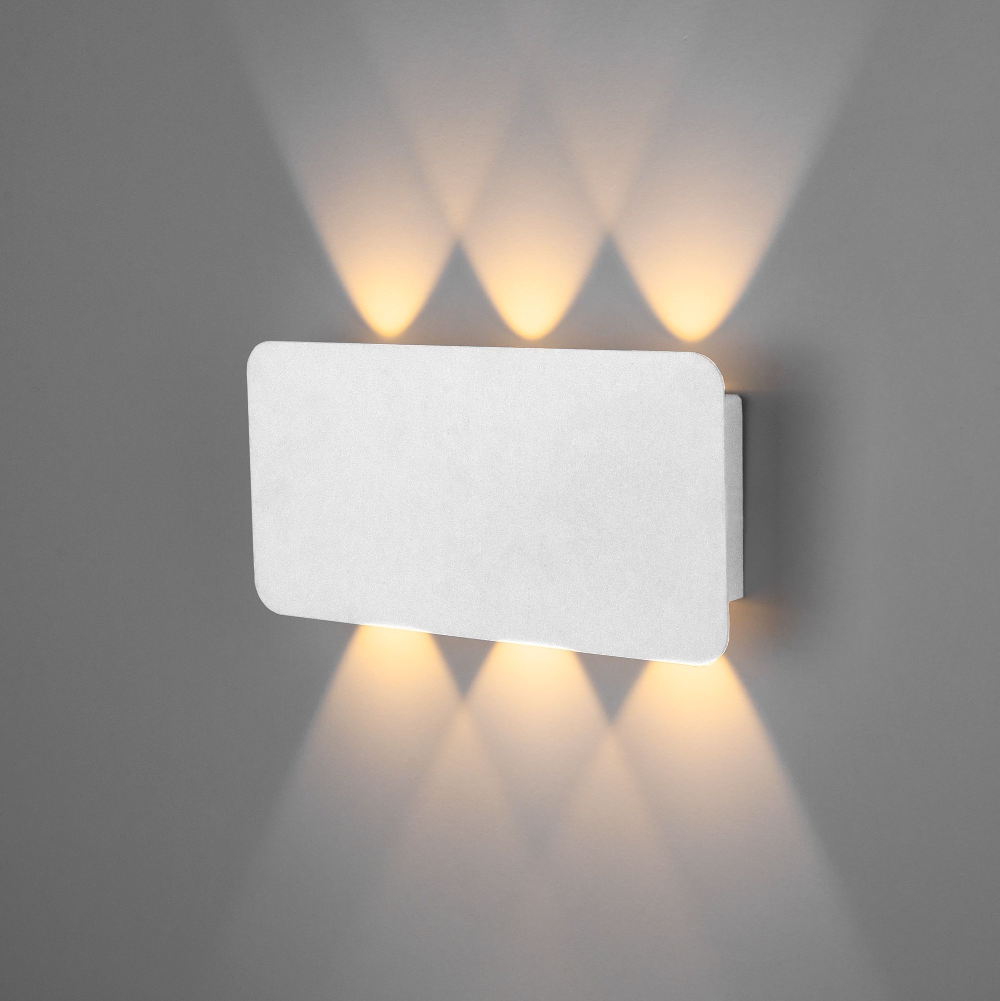 Настенный светодиодный светильник Angle LED 40138/1 LED белый 40138/1 LED