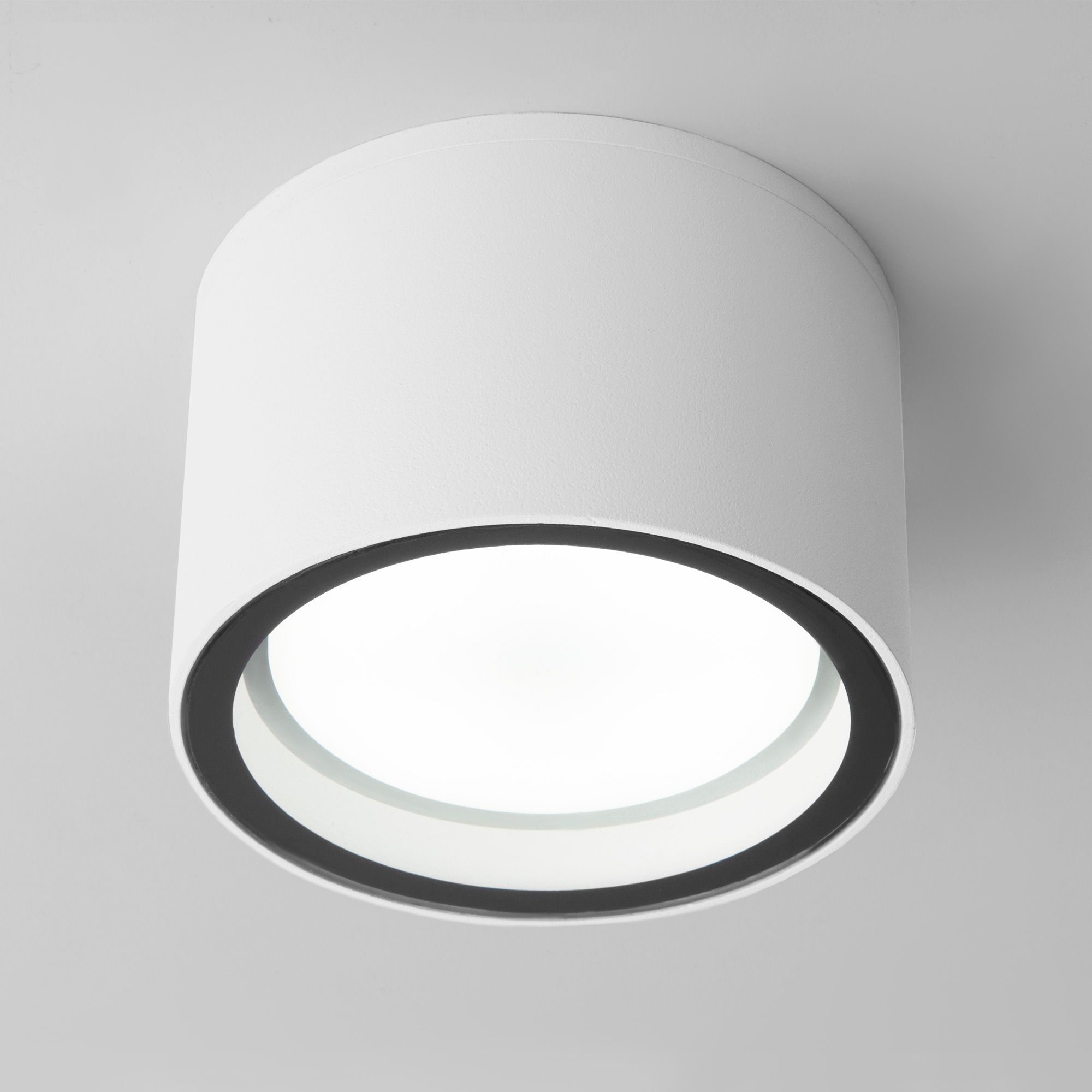 Накладной влагозащищенный светильник IP54 35144/H белый 35144/H